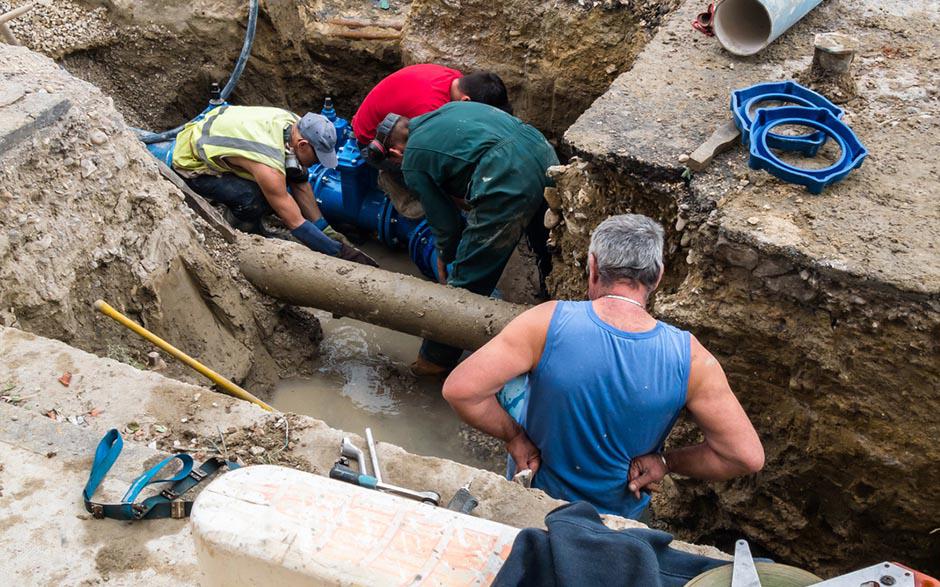 comment déboucher une canalisation de wc Corbeil-Essonnes